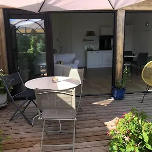 Hameau De Chantelierre Hébergement de vacances Éguilles